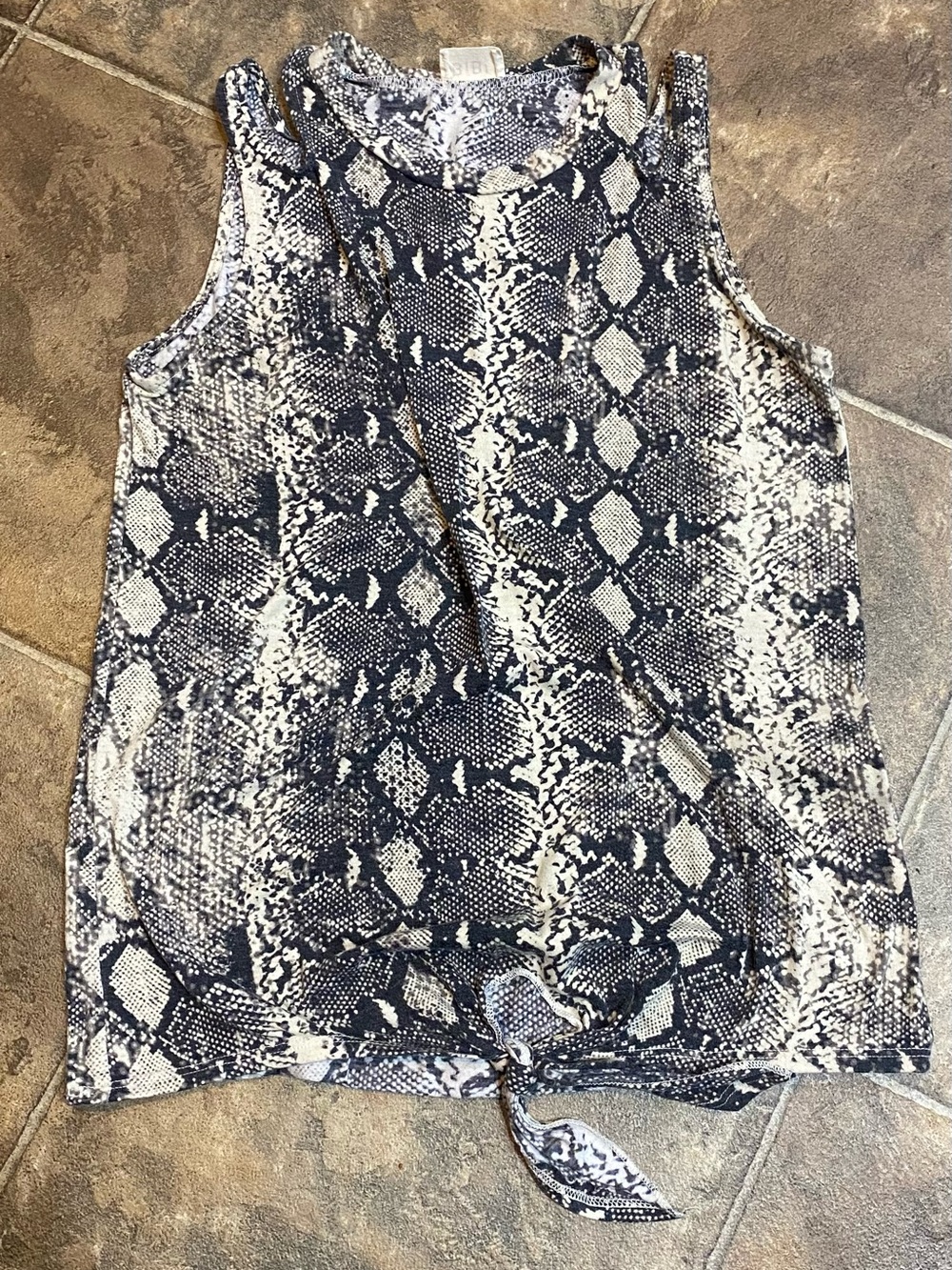 Sleeveless Snake Print Tie-Hem Tank Top